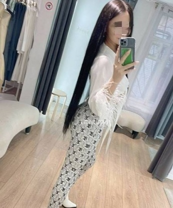 😍
Я предлагаю интимные встречи, воплотив твои фантазии в реальность. Мое чувственное тело и нежные руки готовы подарить тебе море удовольствия. 💋
У меня есть множество возможностей, чтобы сделать твои мечты реальностью. От классического секса до ролевых игр и экспериментов в постели – я открыта для новых приключений. 💫
Мои гостей все время восхищаются моей красотой и талантами. Они говорят, что я создаю неповторимую атмосферу, где все заботы остаются за порогом. 💖
Погрузись в мир удовольствия и наслаждения со мной. Обещаю, что наши встречи будут полны страсти и ярких моментов. Забудь обо всем и позволь мне позаботиться о тебе. 🌟
Посмотри мою фотографию и пойми, что тебе нужно меня увидеть лично. Только вживую ты сможешь оценить мою красоту и абсолютную готовность удовлетворить твои сексуальные желания. 💃
Не упускай возможности испытать незабываемые эмоции со мной. Звони или пиши, и я приду в Москве ради тебя. Насладимся друг другом и сделаем встречу памятной. 💞 Дарья
